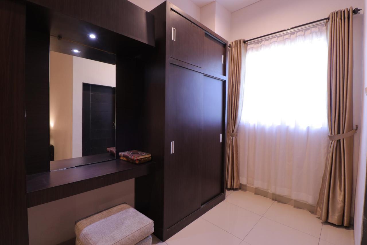 Saka Hotel Medan Sunggal エクステリア 写真