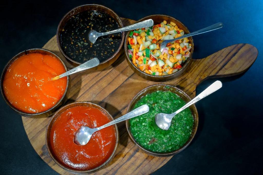Saka Hotel Medan Sunggal エクステリア 写真